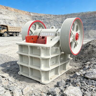 Mobile Jaw Crusher with 250×400 mm Feed Opening and 50-180 t/h Output Capacity for Stone and Rock Crushing